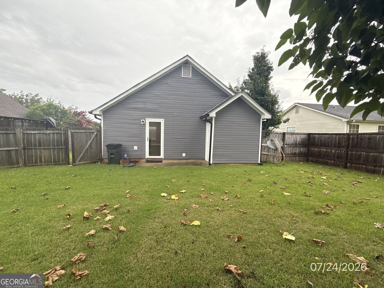 215 Autumn Lake Way - Photo 3 of 19