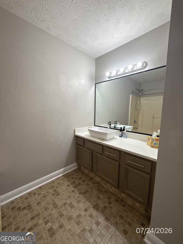 215 Autumn Lake Way - Photo 7 of 19