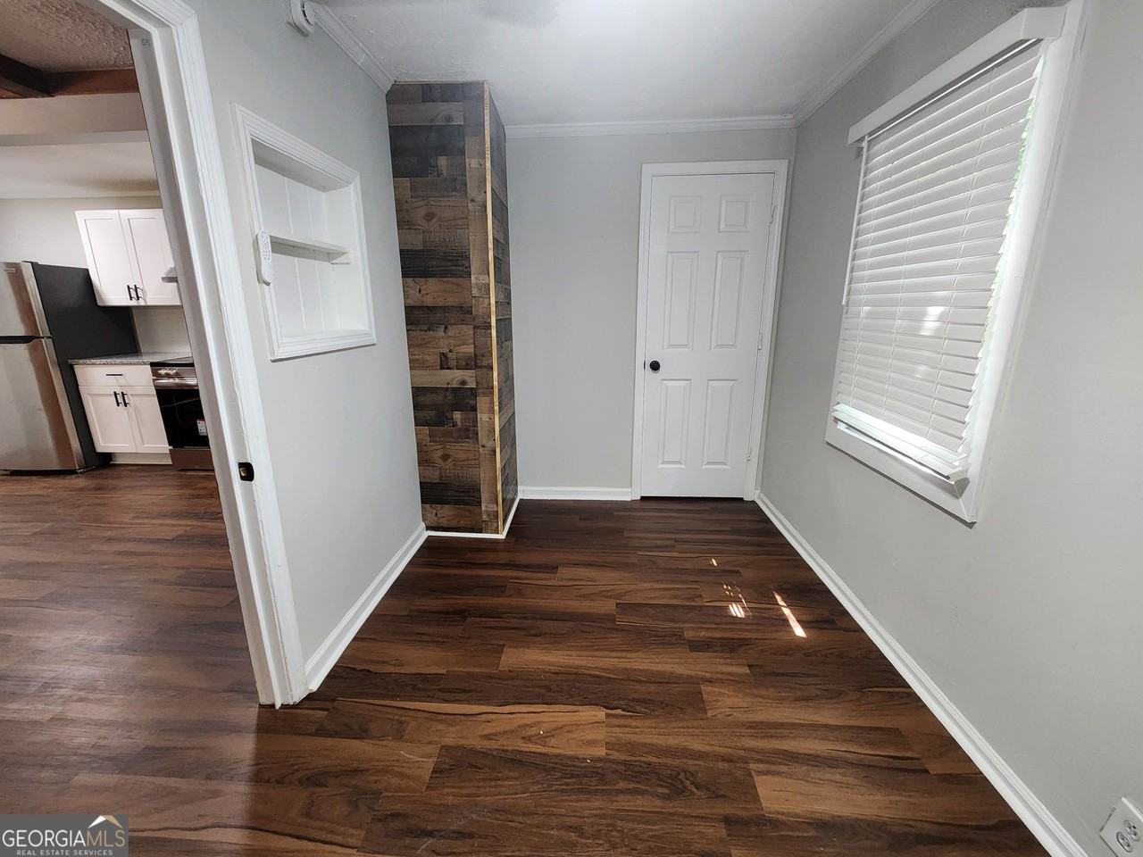 4118 Fairview Dr - Photo 7 of 12
