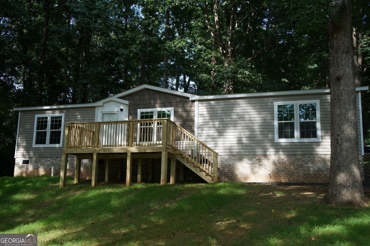 210 Woodland St - Photo 2 of 18