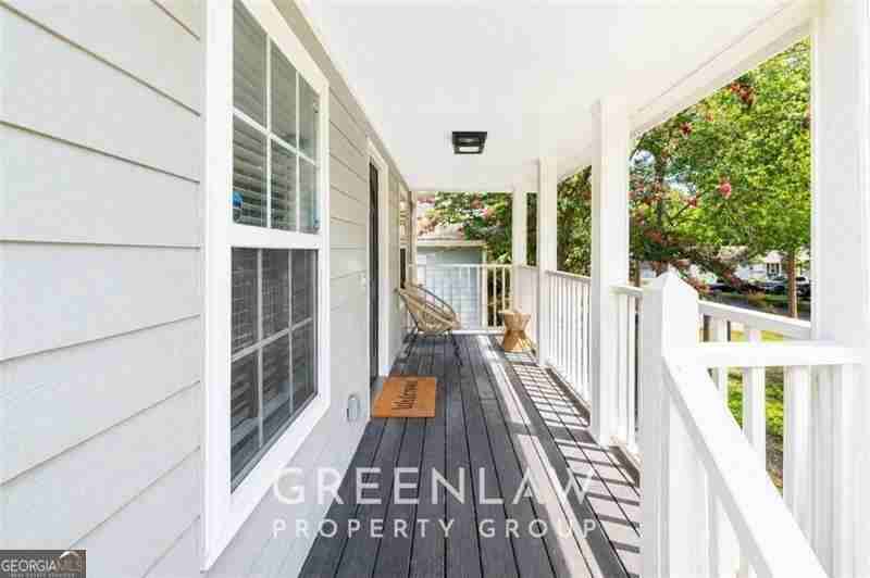 999 Washington St Sw - Photo 3 of 27