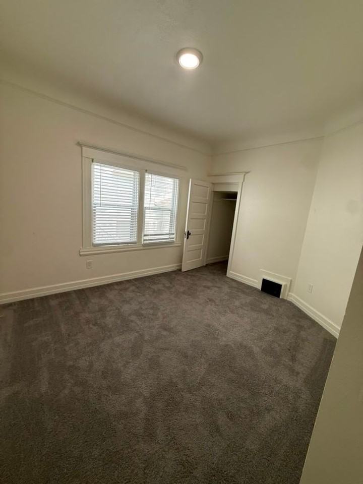 3018 I St #A - Photo 7 of 11