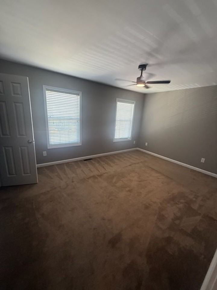 4121 Bentley Dr - Photo 5 of 9
