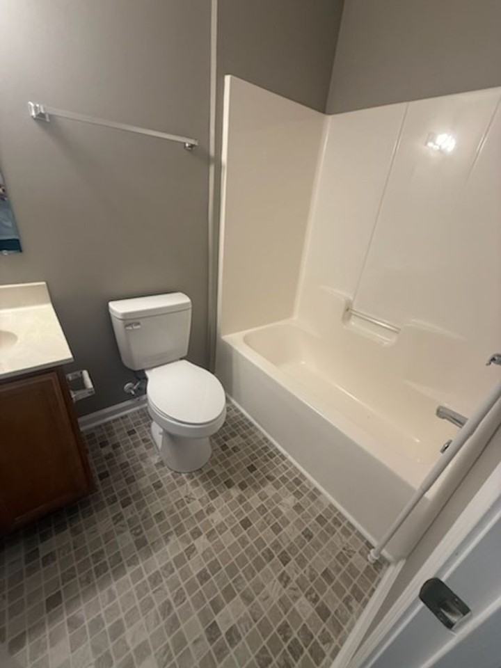 4121 Bentley Dr - Photo 6 of 9
