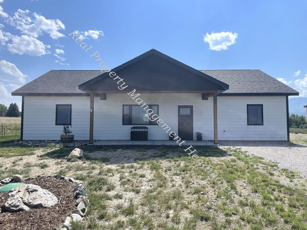 25 S 51 Ranch Dr - Photo 2 of 20