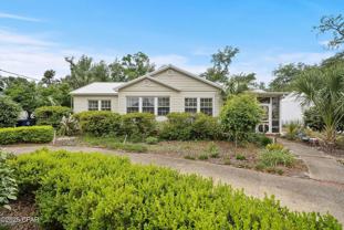 321 S Bonita Ave - Photo 1 of 1