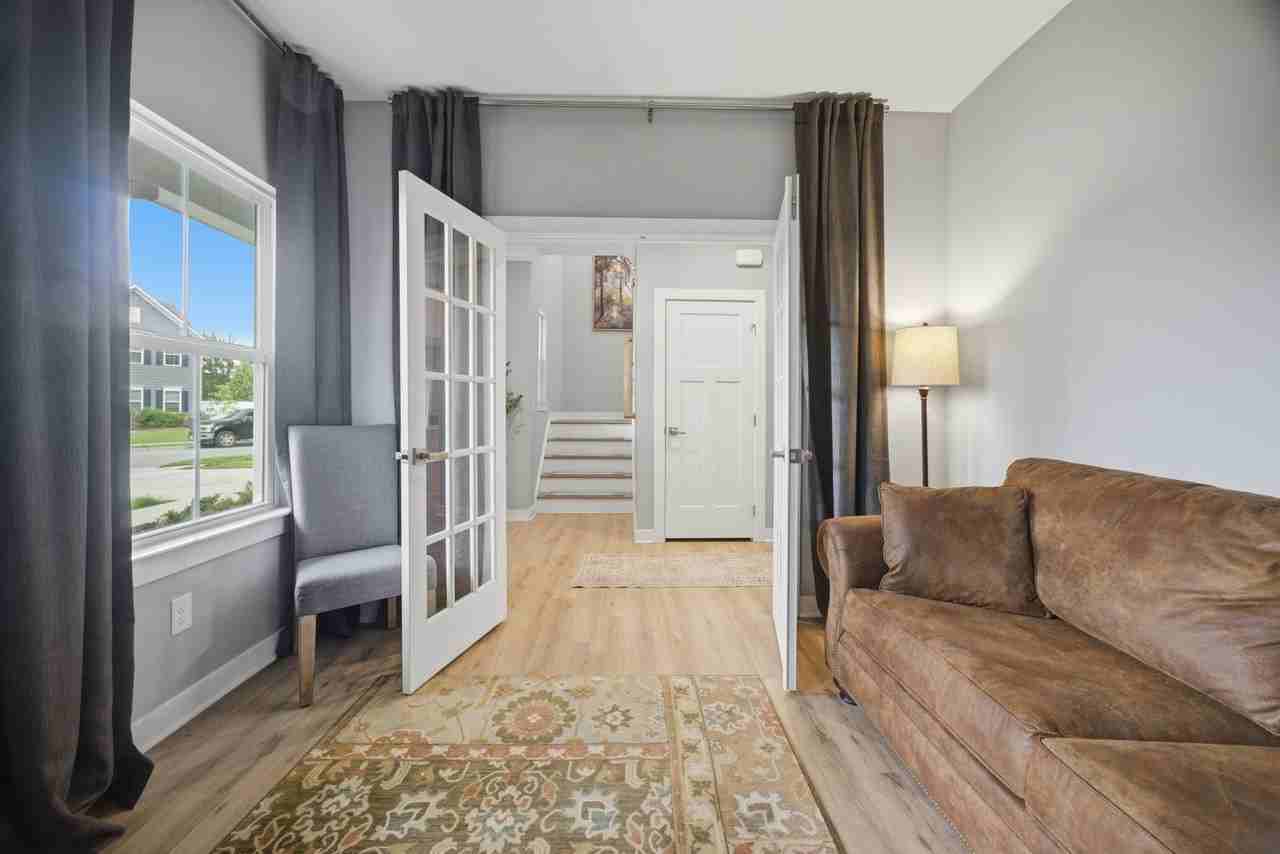 1741 Watershed Ct - Photo 7 of 47