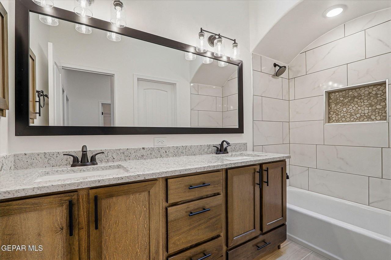15340 Resolve Dr - Photo 7 of 32