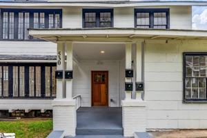 featured image of 530 Peronneau St