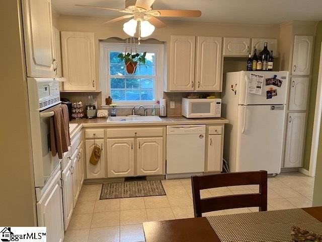 16 Ellesmere Dr - Photo 3 of 22