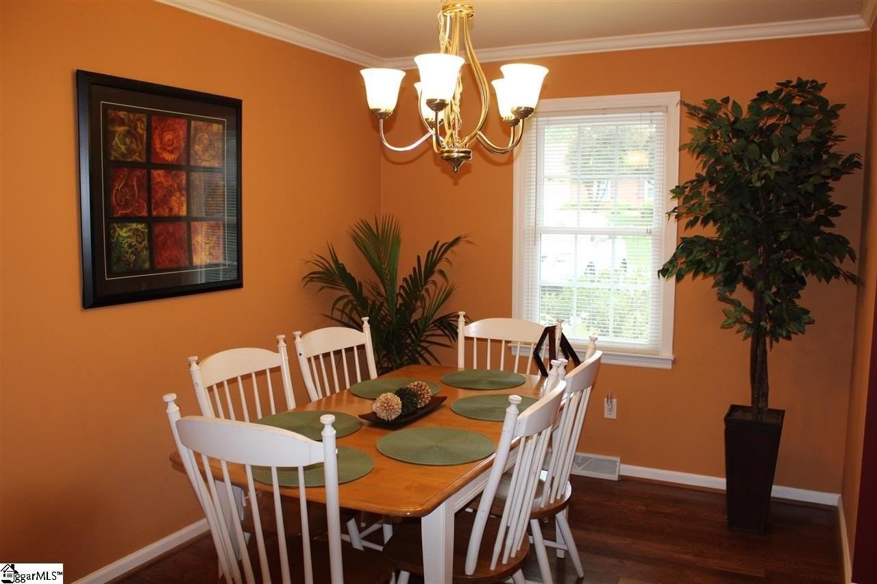 16 Ellesmere Dr - Photo 6 of 22
