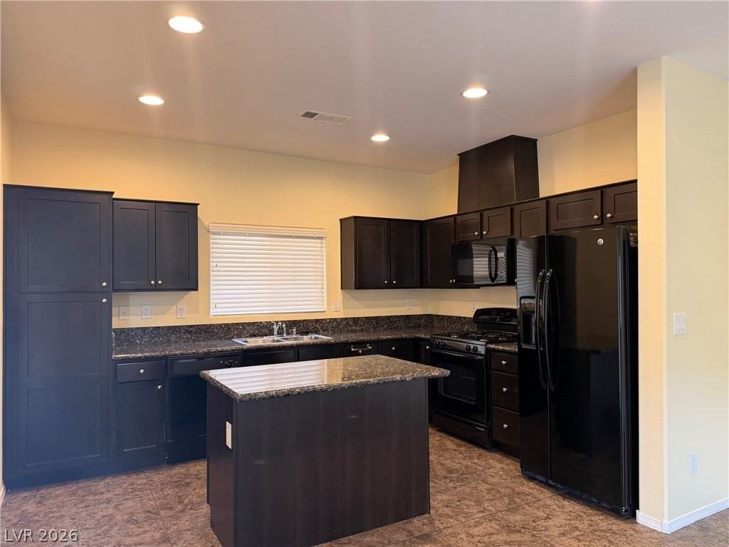 10629 Axis Mountain Ct - Photo 4 of 37