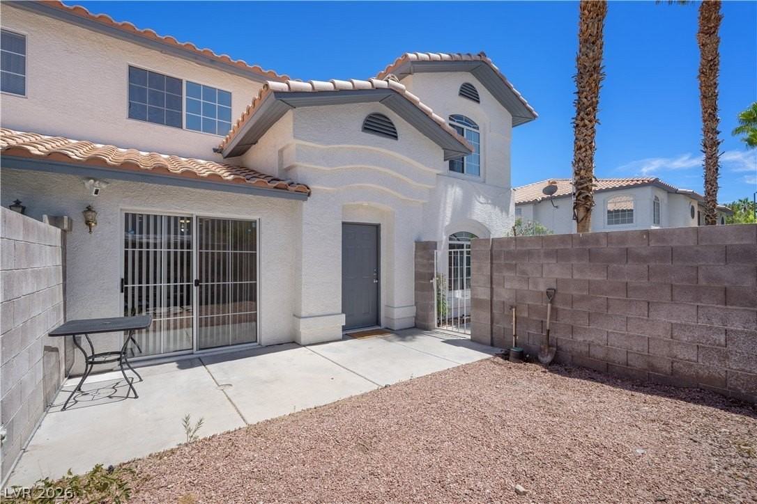 8216 Diamond Star Ct - Photo 3 of 25