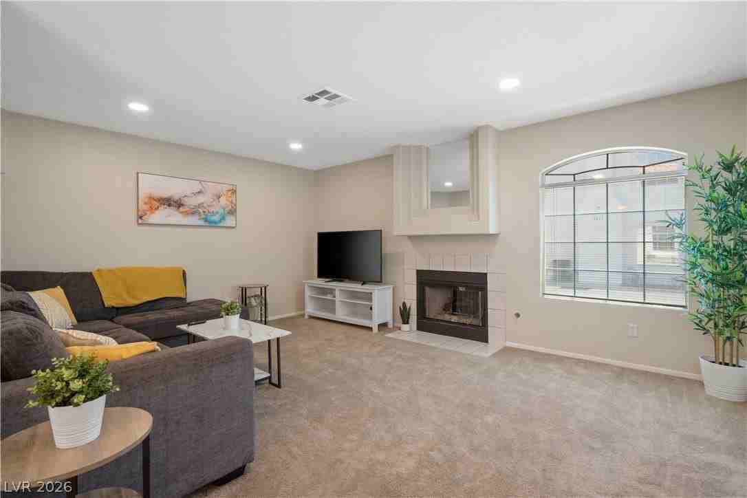 8216 Diamond Star Ct - Photo 6 of 25