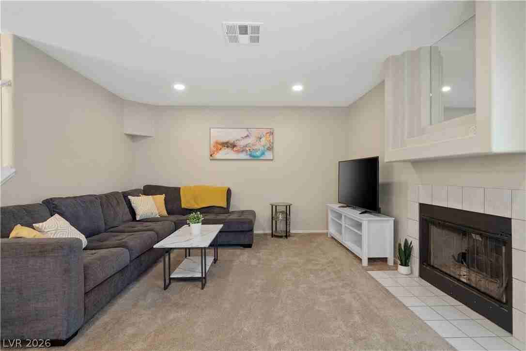 8216 Diamond Star Ct - Photo 7 of 25