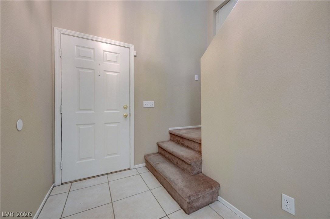 8905 Colorful Pines Ave - Photo 5 of 43