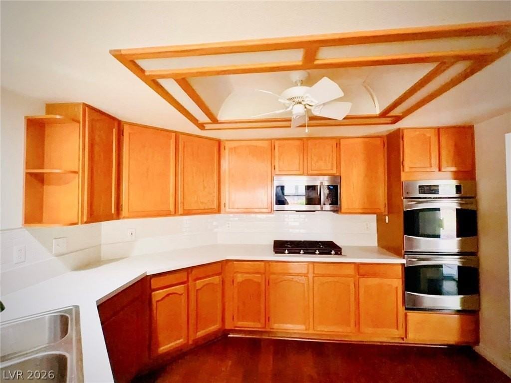 8405 Justine Ct - Photo 3 of 45