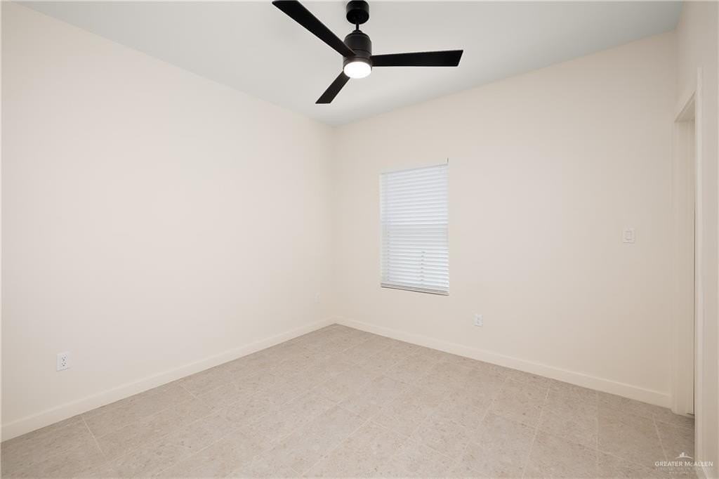 11413 N 25th St #4 - Photo 6 of 12
