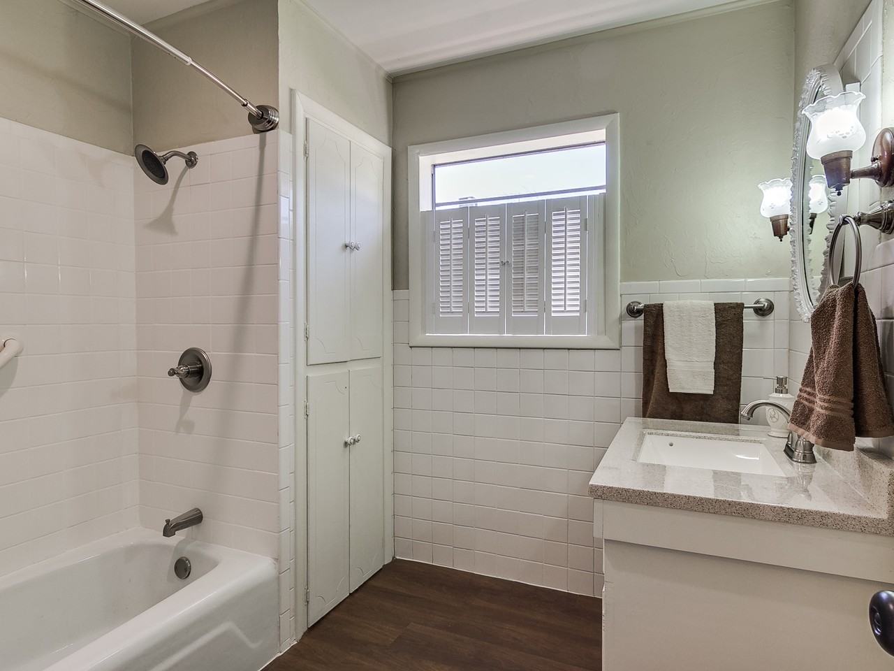 214 N Ash St #1 - Photo 6 of 11