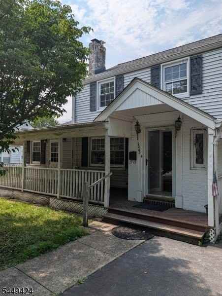 2261 Mountain Ave - Photo 2 of 19