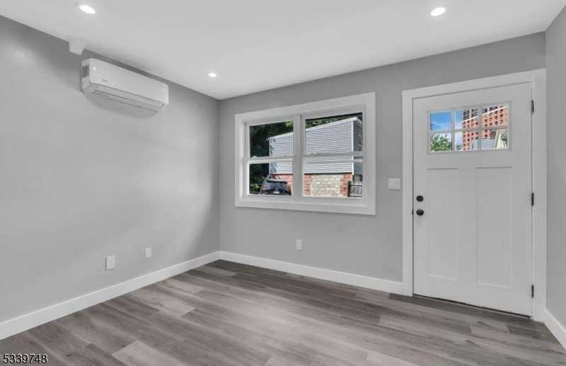 1300 Fulton St #4 - Photo 6 of 8