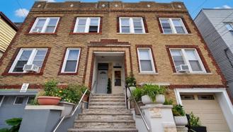 291 Linden Ave - Photo 1 of 1