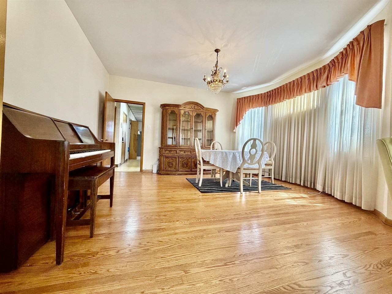 336 Avenue C - Photo 2 of 16