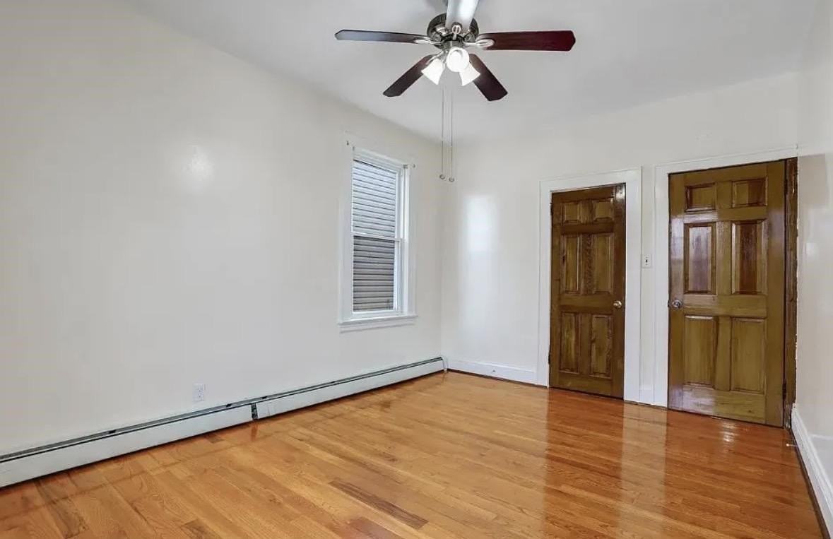 270 Stevens Ave - Photo 5 of 13