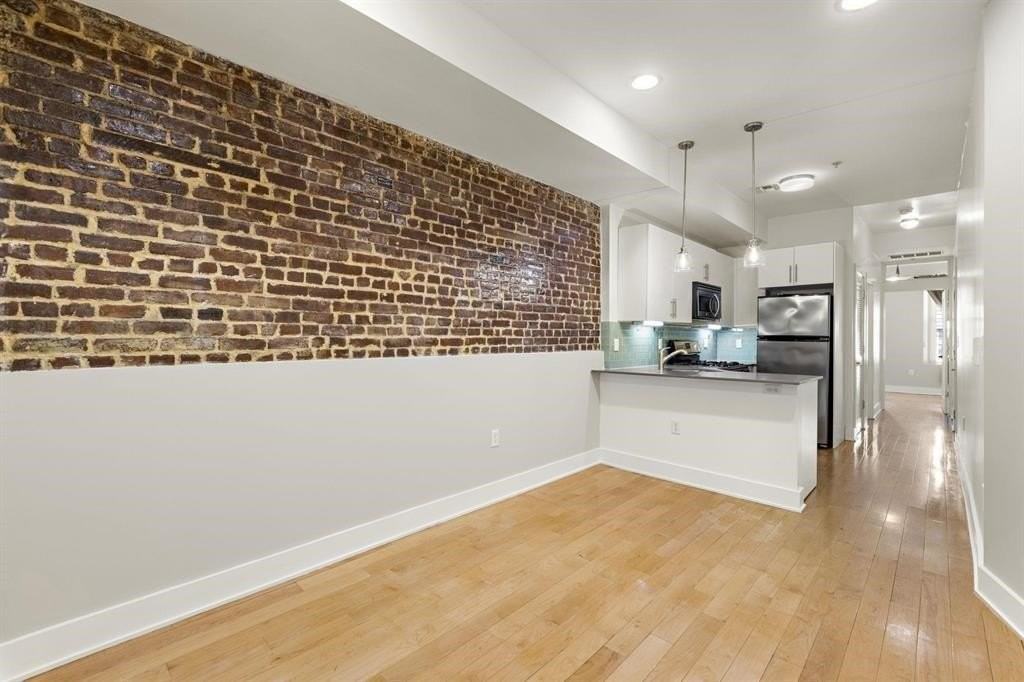 322 Grand St #3R - Photo 2 of 11