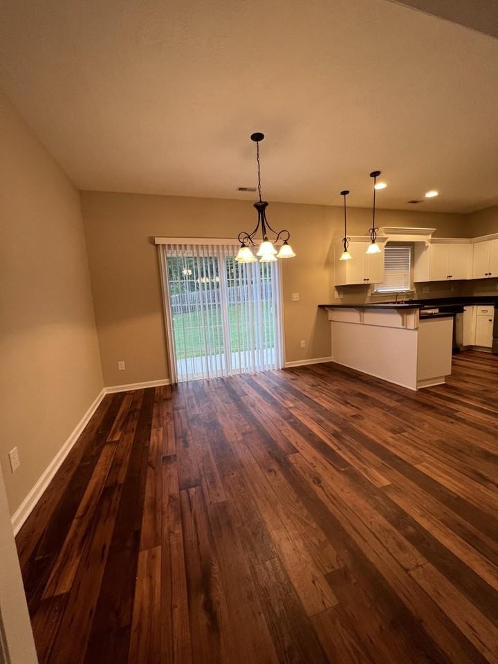 5013 Sunderlund Ct - Photo 6 of 17