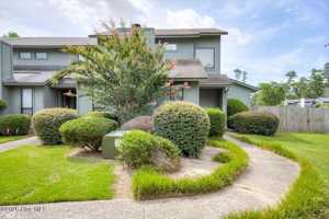 featured image of 3101 Bobcat Ct