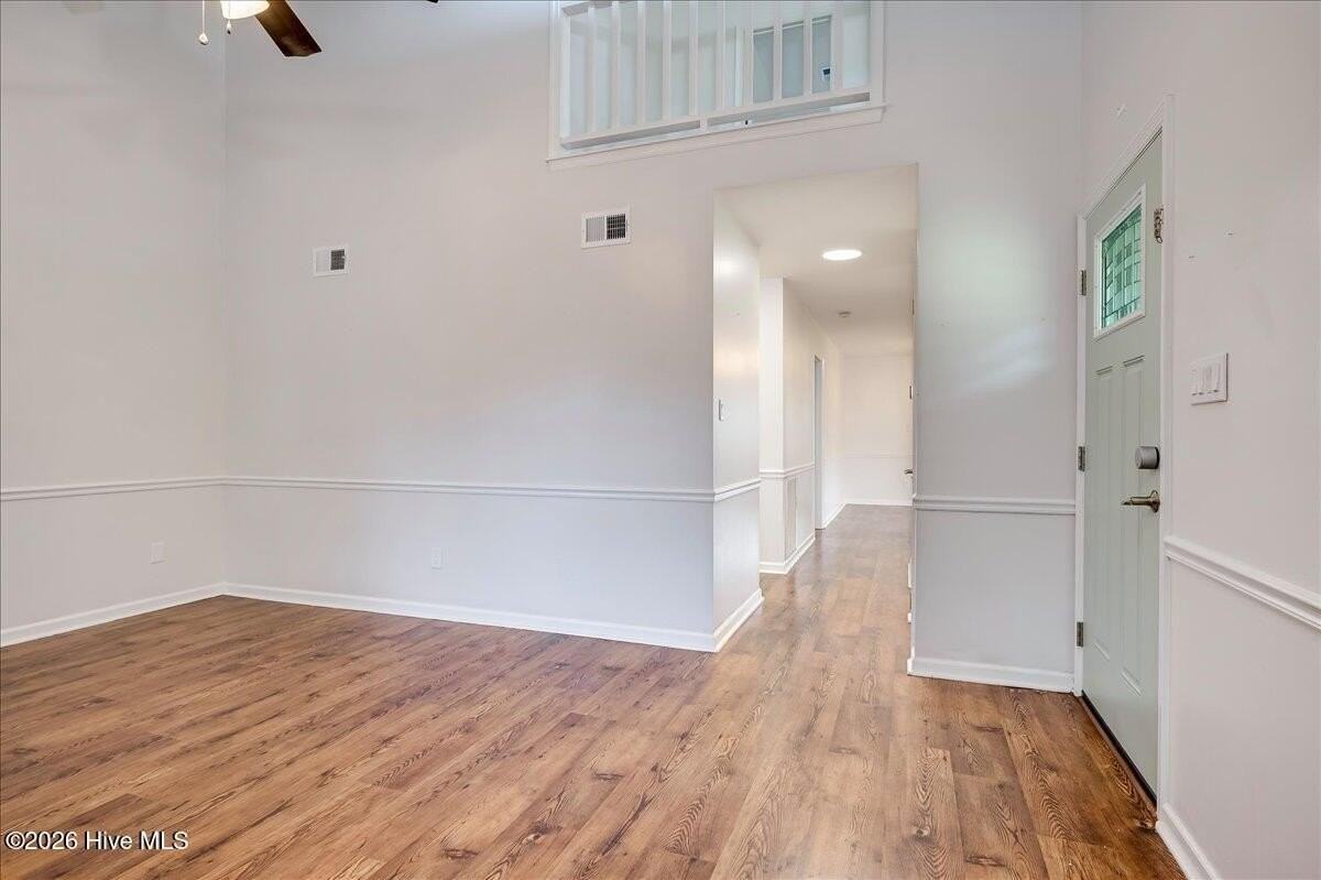 3101 Bobcat Ct - Photo 3 of 23