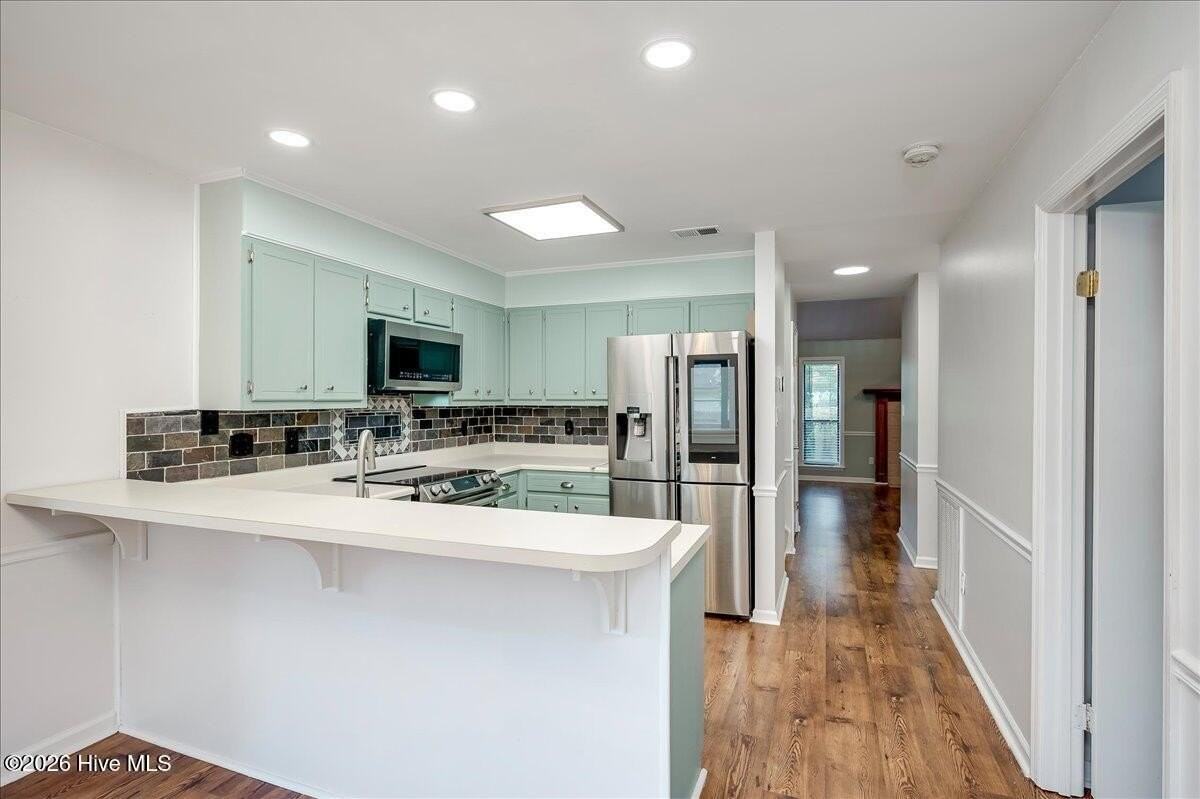 3101 Bobcat Ct - Photo 5 of 23