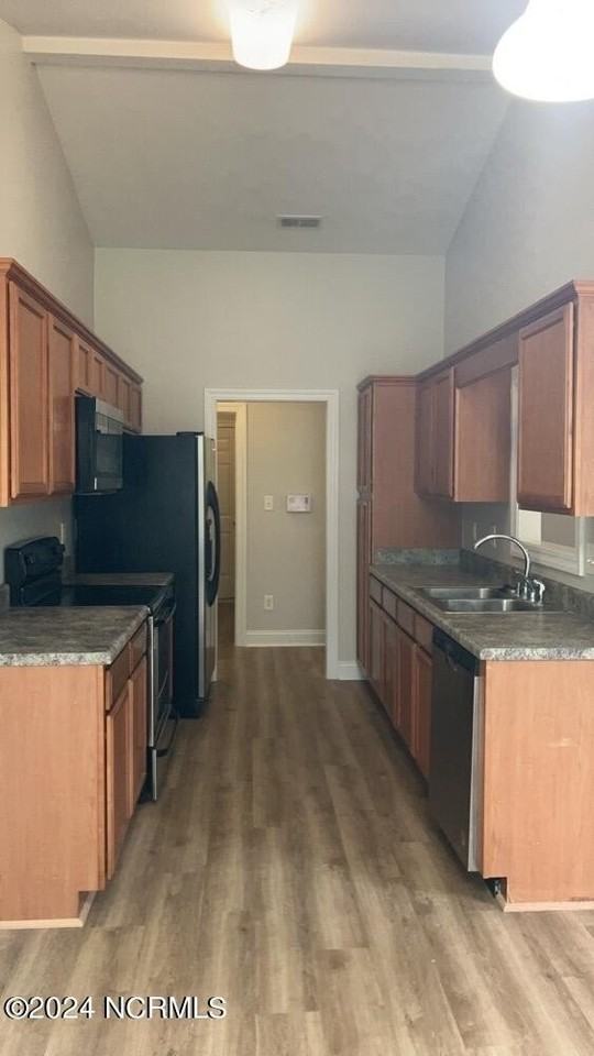 105 Sparkling Brook Way - Photo 6 of 16