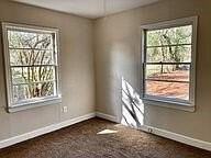 422 Florida Ave - Photo 7 of 8