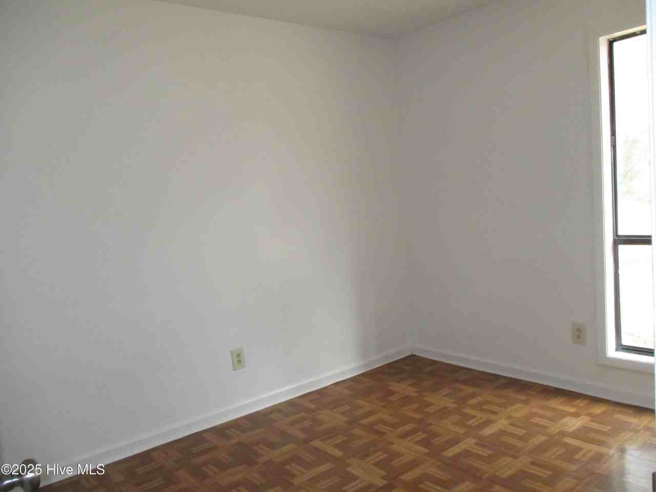 316 Pine Valley Rd - Photo 5 of 5