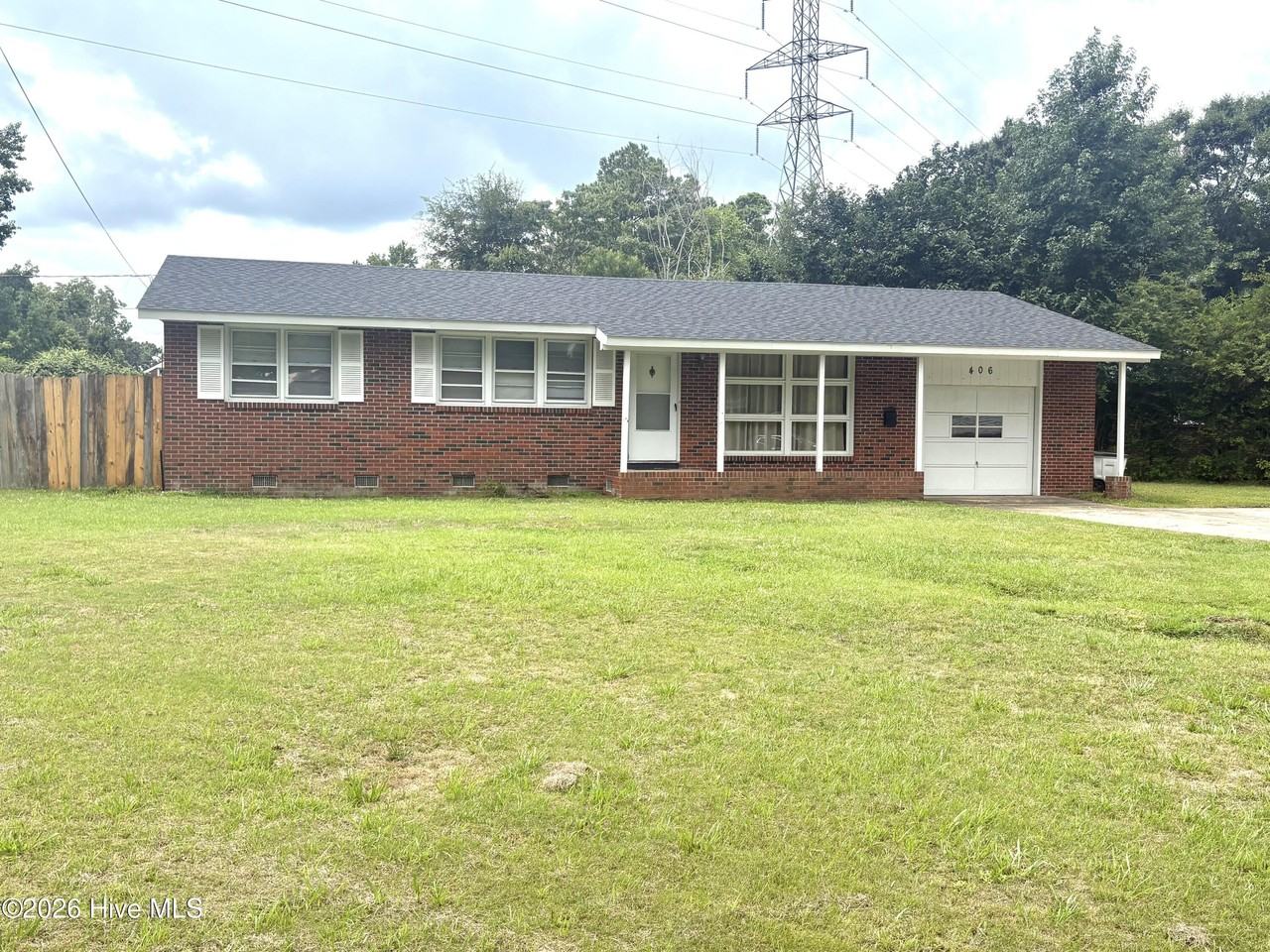 406 Forest Grove Ave - Photo 4 of 26
