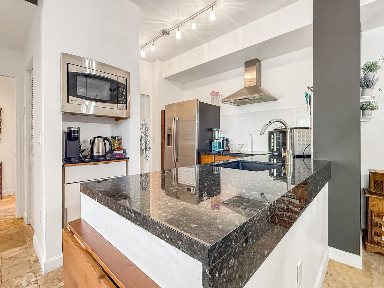 1900 Van Buren Street #118B - Photo 5 of 21