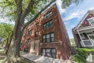 4951 N Oakley Ave Apt 1 #Apt 1 - Photo 1 of 1