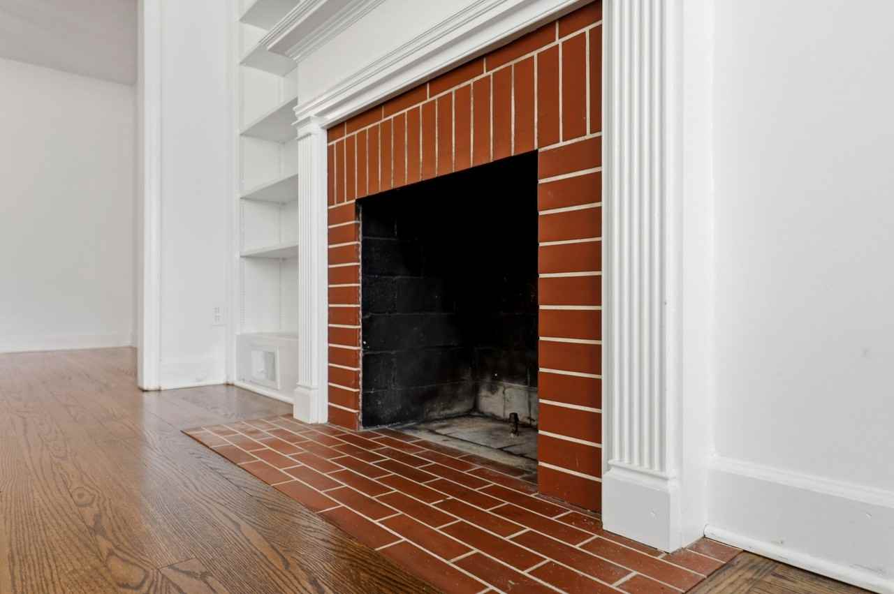 1909 Fontaine Rd - Photo 5 of 22