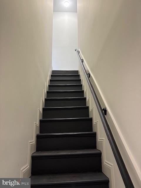1326 H St Ne - Photo 5 of 10