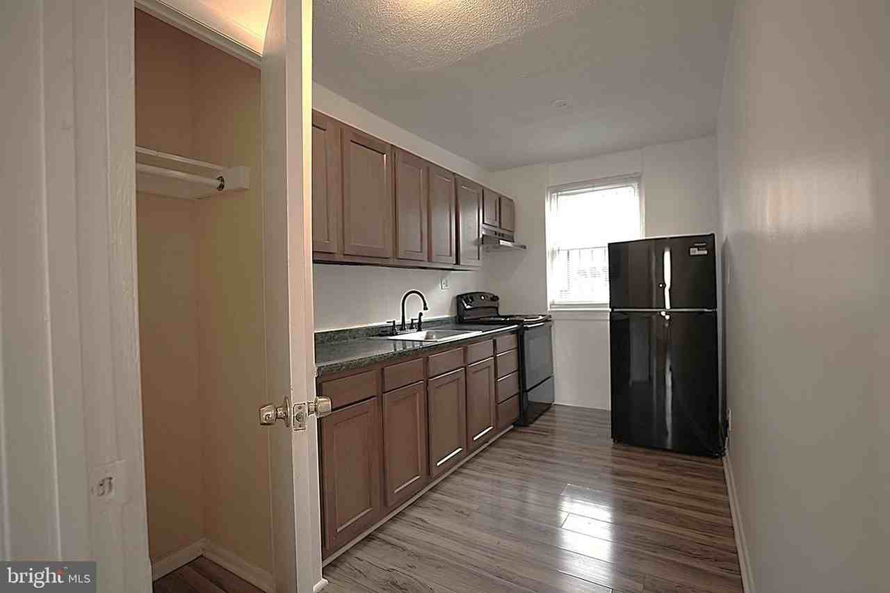 4329 Halley Ter Se - Photo 4 of 8