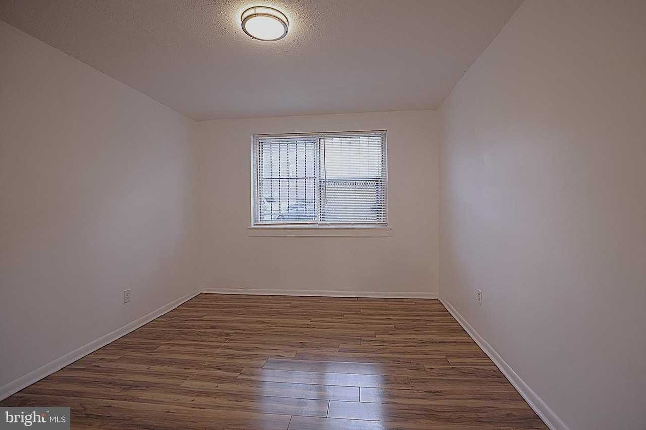 4329 Halley Ter Se - Photo 6 of 8
