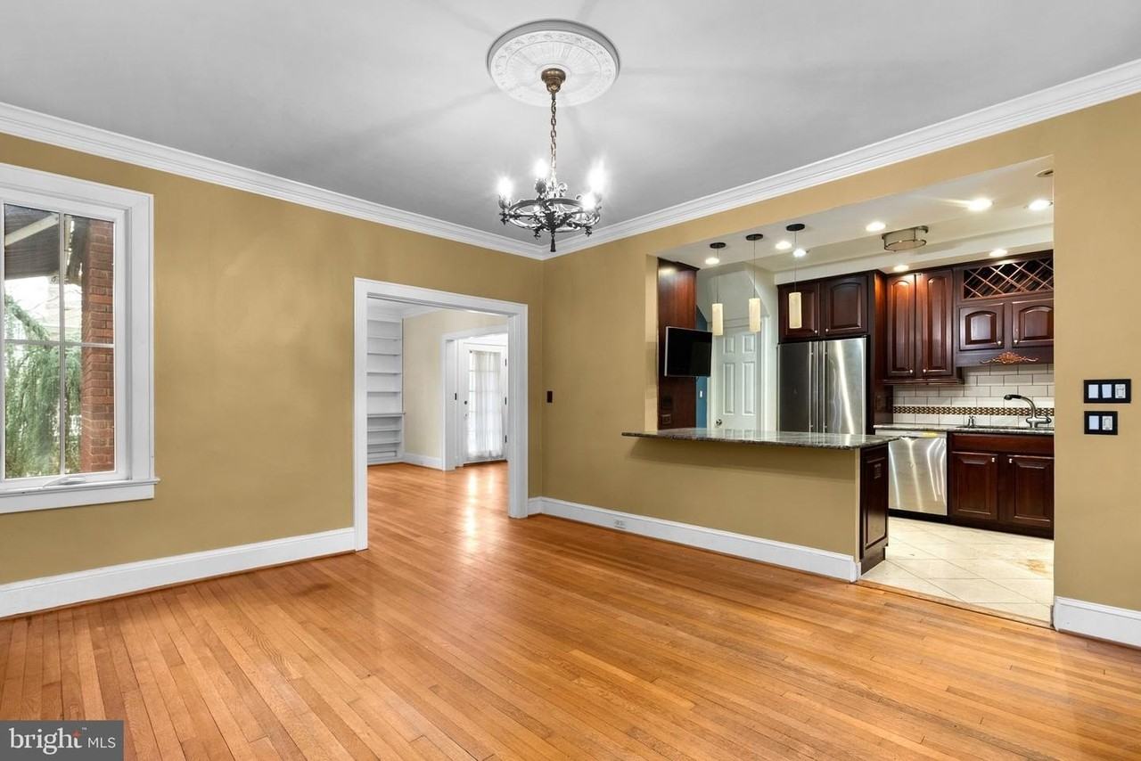 3247 38th St Nw - Photo 7 of 28