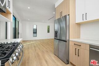 111 N Orlando Ave - Photo 3 of 8