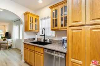 5934 Fayette St - Photo 5 of 7