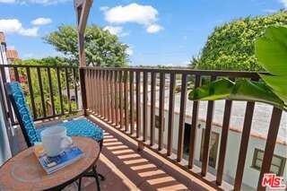 284 1/2 Granada Ave #1 - Photo 4 of 8