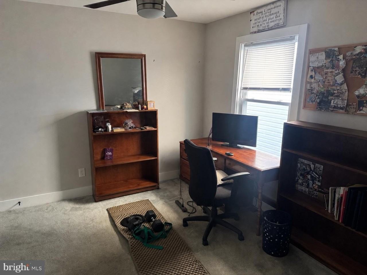 5806 Field Pl Ne - Photo 2 of 3