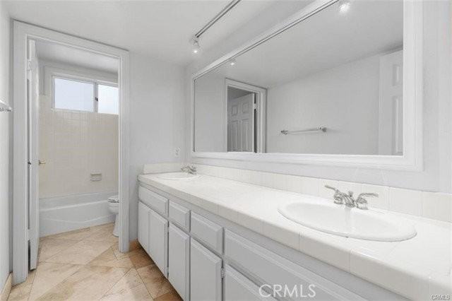 34031 Granada Dr - Photo 3 of 8