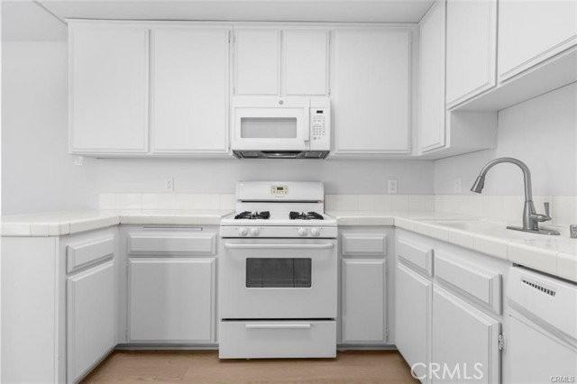34031 Granada Dr - Photo 5 of 8